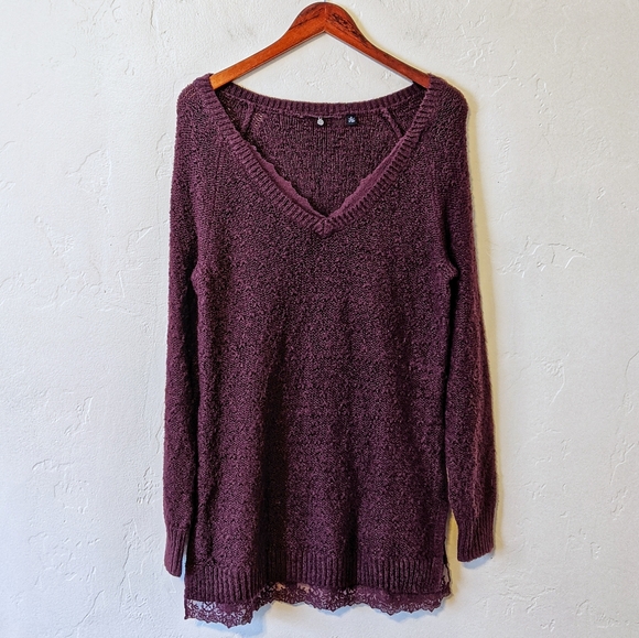Anthropologie Sweaters - Anthropologie Burgundy Sweater